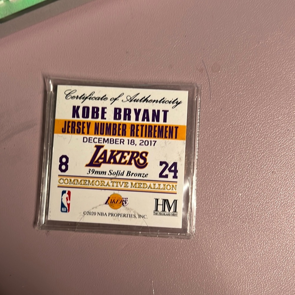 ****RARE Kobe Bryant mint coin